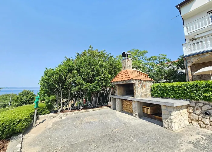 Apartman Anita 4 - 150m From The *