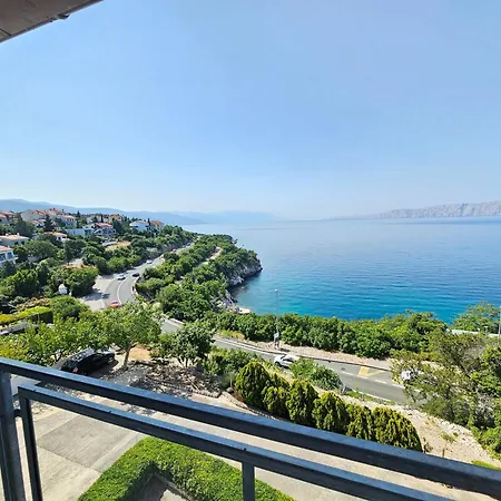 Anita 4 - 150m From The