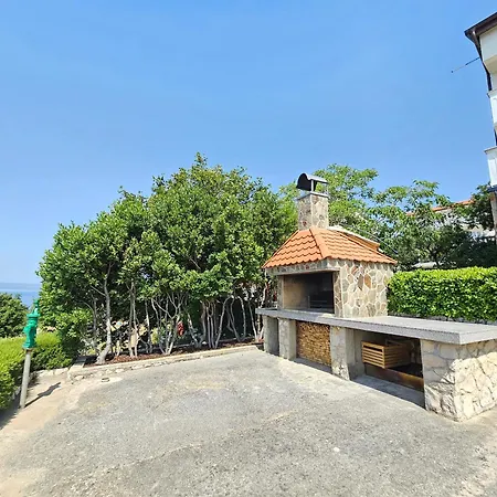 شقة Anita 4 - 150m From The *